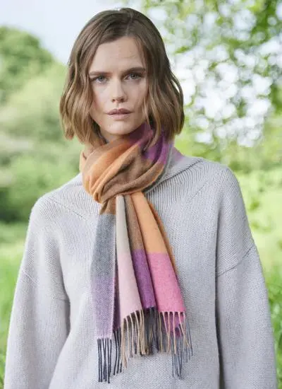 Extra Fine Merino Wool Fringed Check Scarf