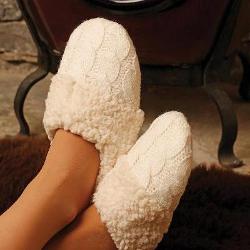 unisex-cable-knit-aran-slippers.jpg